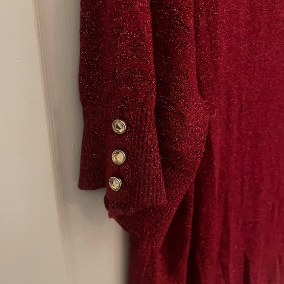 Womens plus size 2X red glittery shirt sleeve sweater - Picture 2 of 5